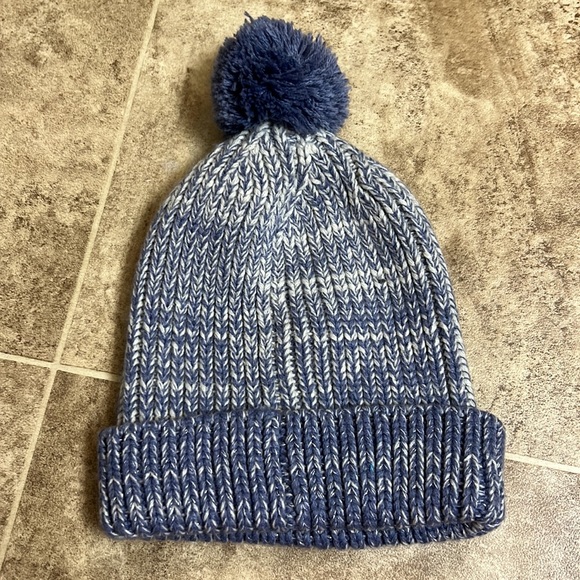 Women’s under armour toboggan - Picture 3 of 4